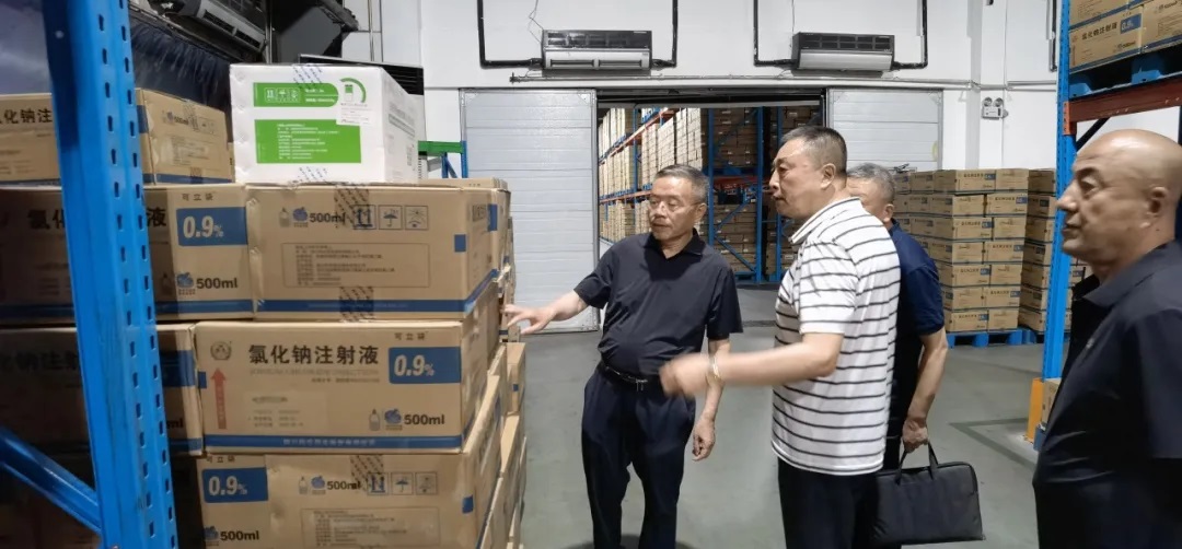 名誉会长韩晓峰调研吉林市孵化基地