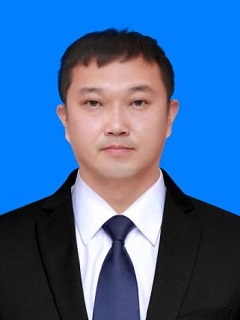 殷飞